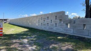 beton block wall with spacers